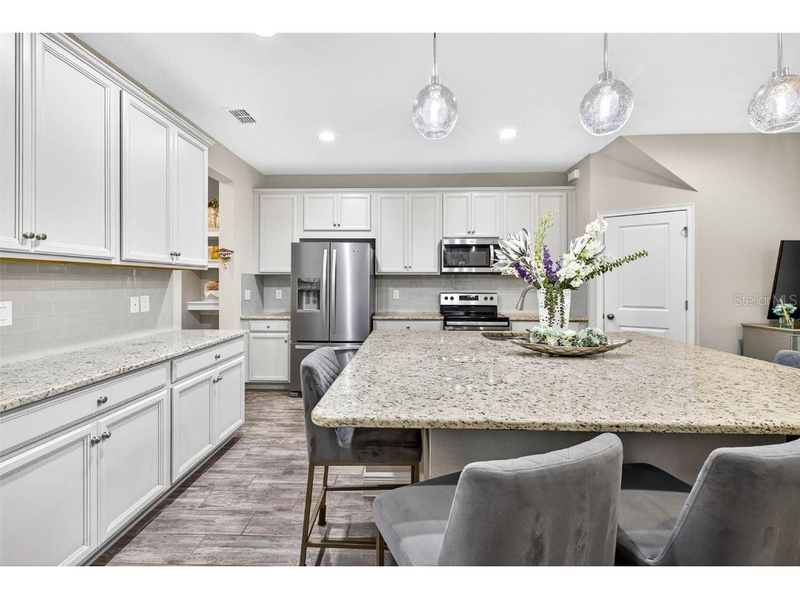 2208 Sunset Wind Loop Oldsmar FL 34677 TB8441891 image10