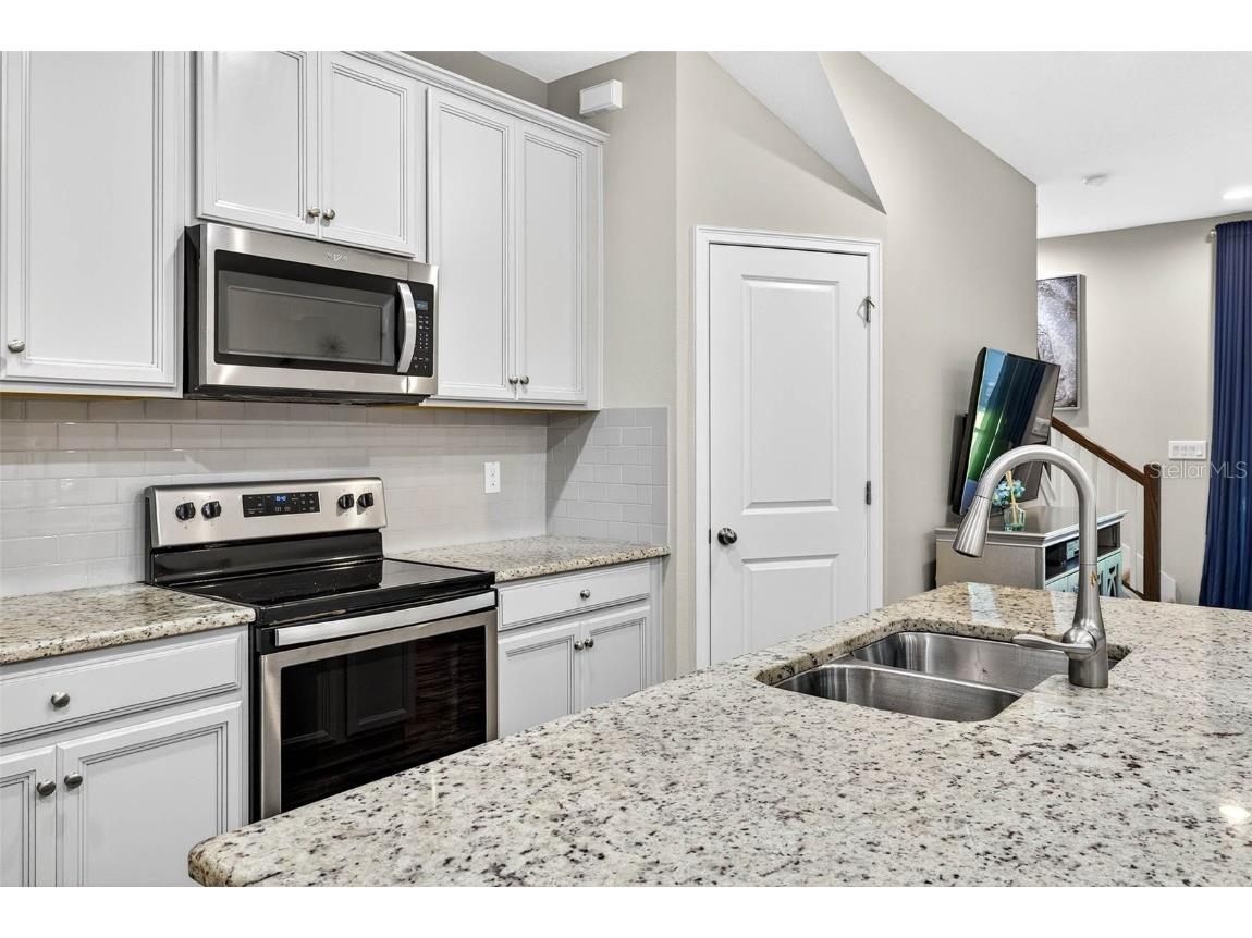 2208 Sunset Wind Loop Oldsmar FL 34677 TB8441891 image12