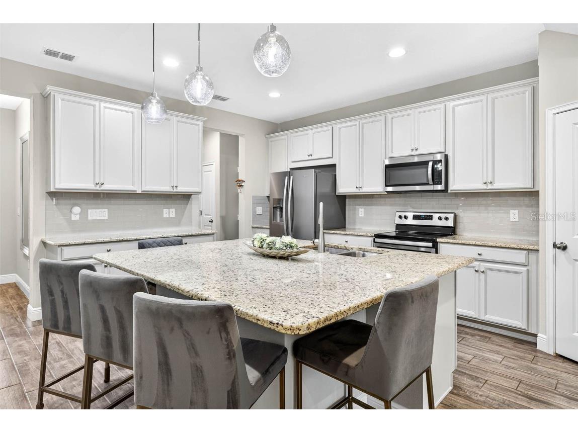 2208 Sunset Wind Loop Oldsmar FL 34677 TB8441891 image9