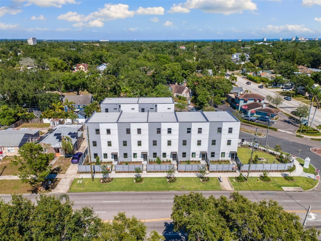 2209 16th Street N Saint Petersburg FL 33704 TB8421434 image21