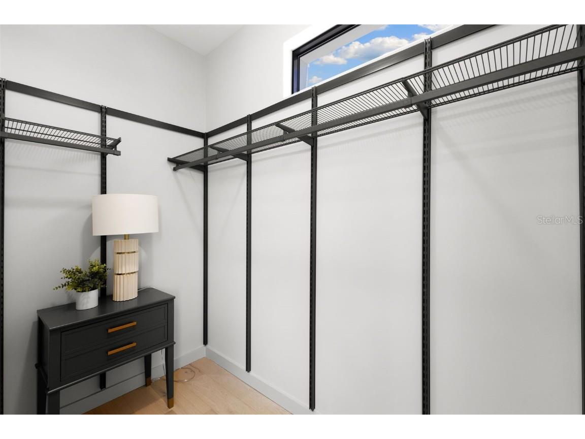 2209 16th Street N Saint Petersburg FL 33704 TB8421434 image42