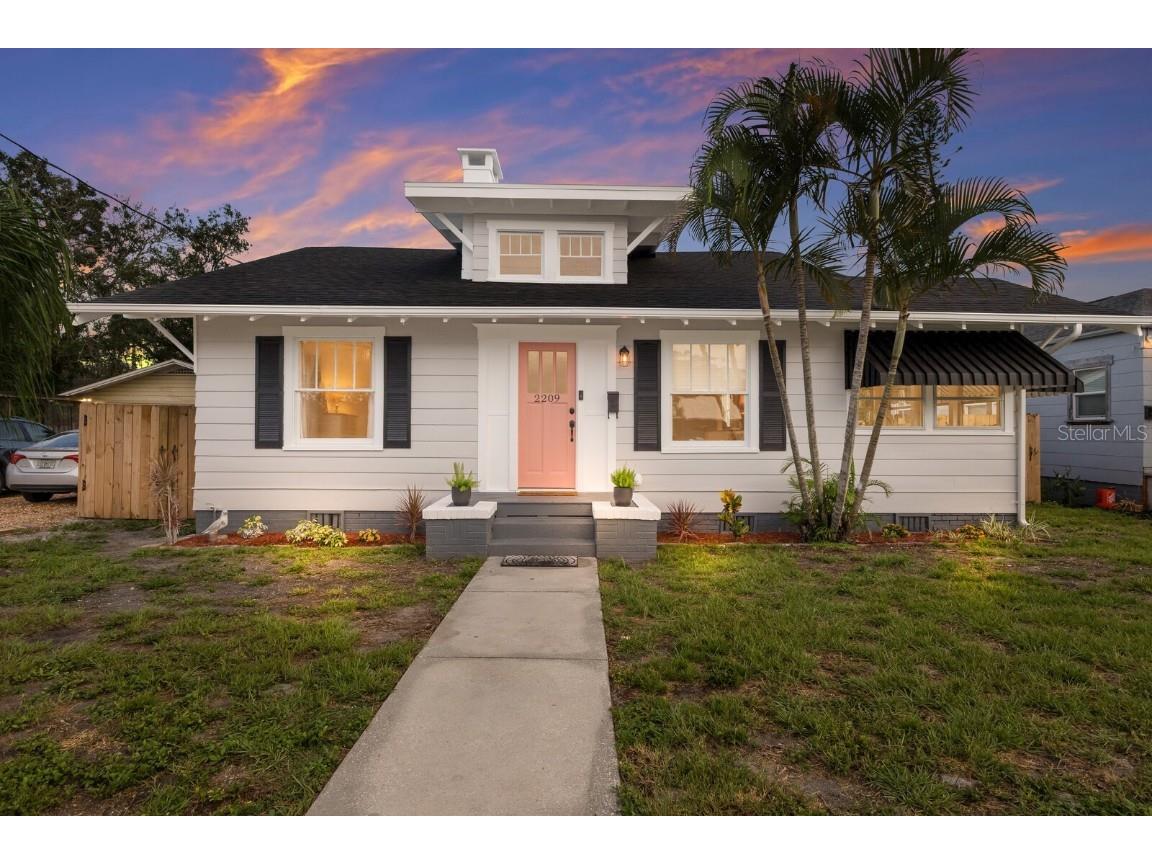 2209 6th Avenue W Bradenton FL 34205 A4659679 image1