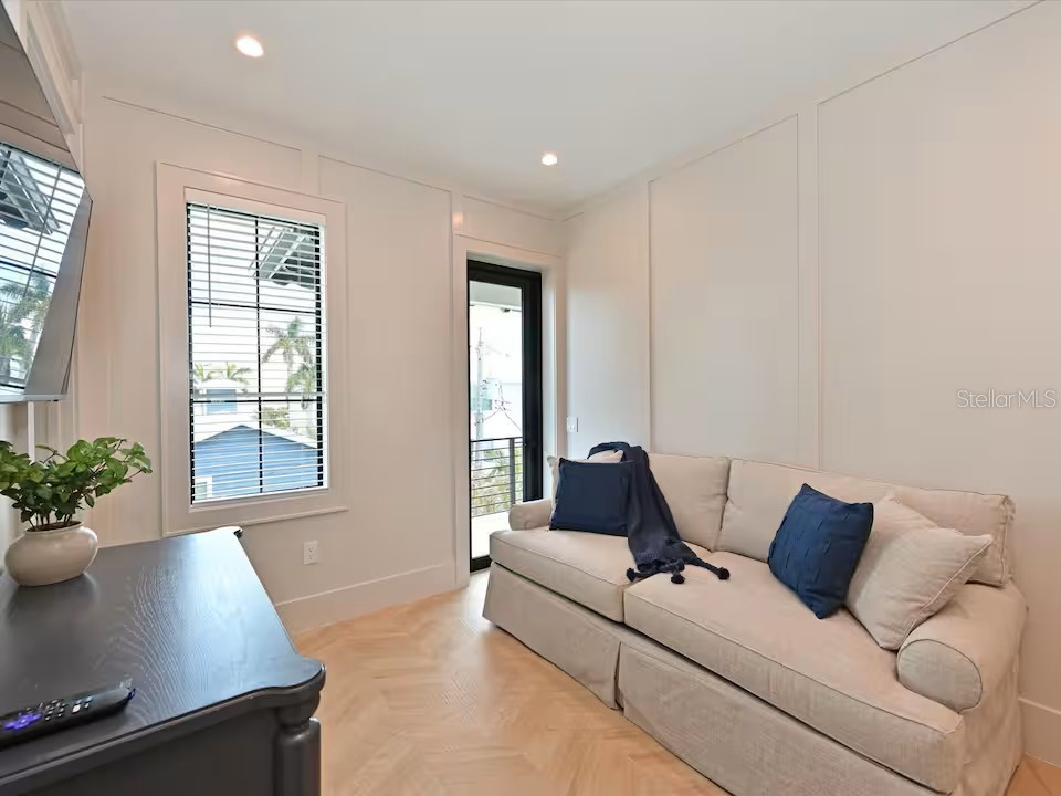 2209 Avenue B Bradenton Beach FL 34217 A4692132 image28