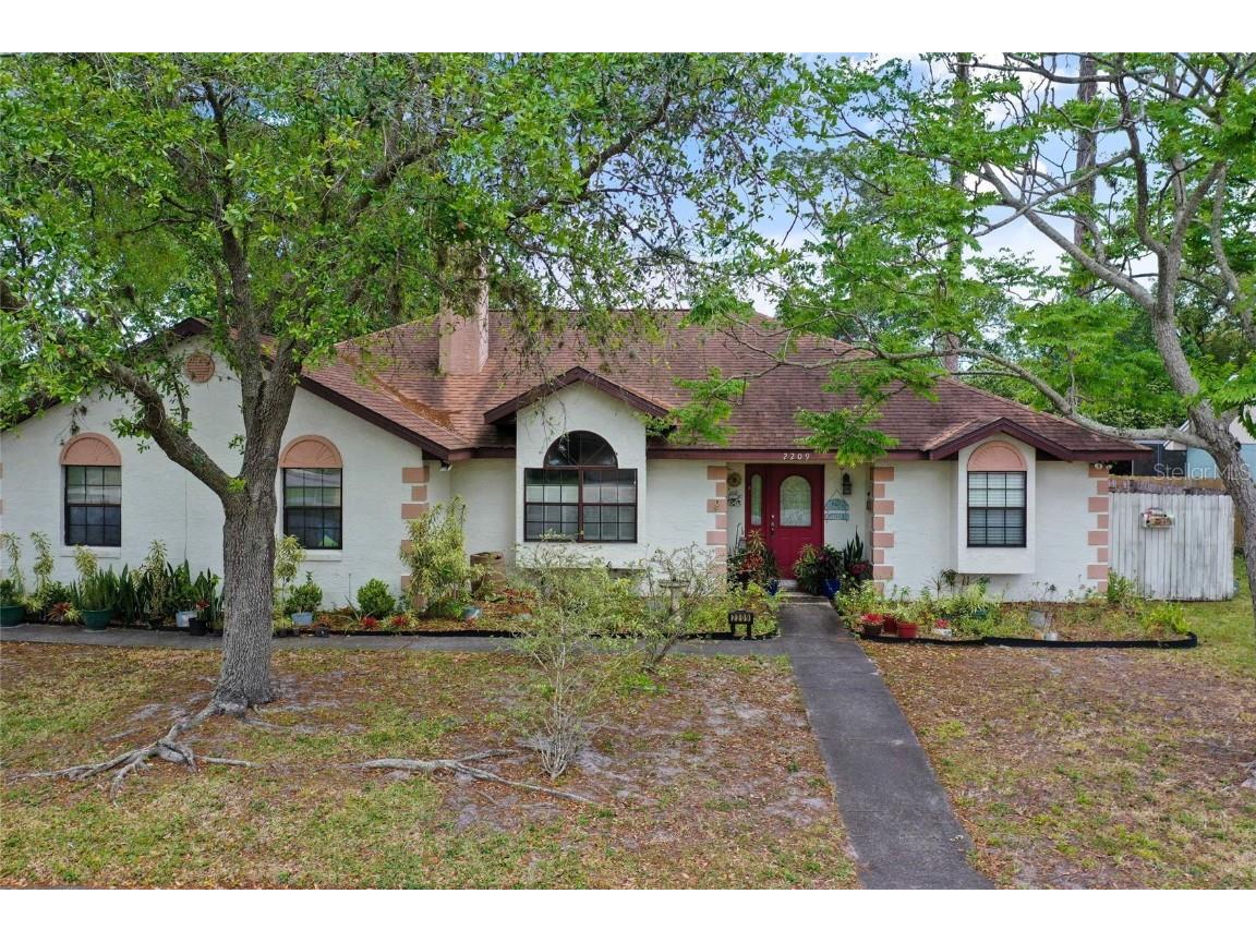 2209 Baker Avenue Orlando FL 32833 O6190060 image1