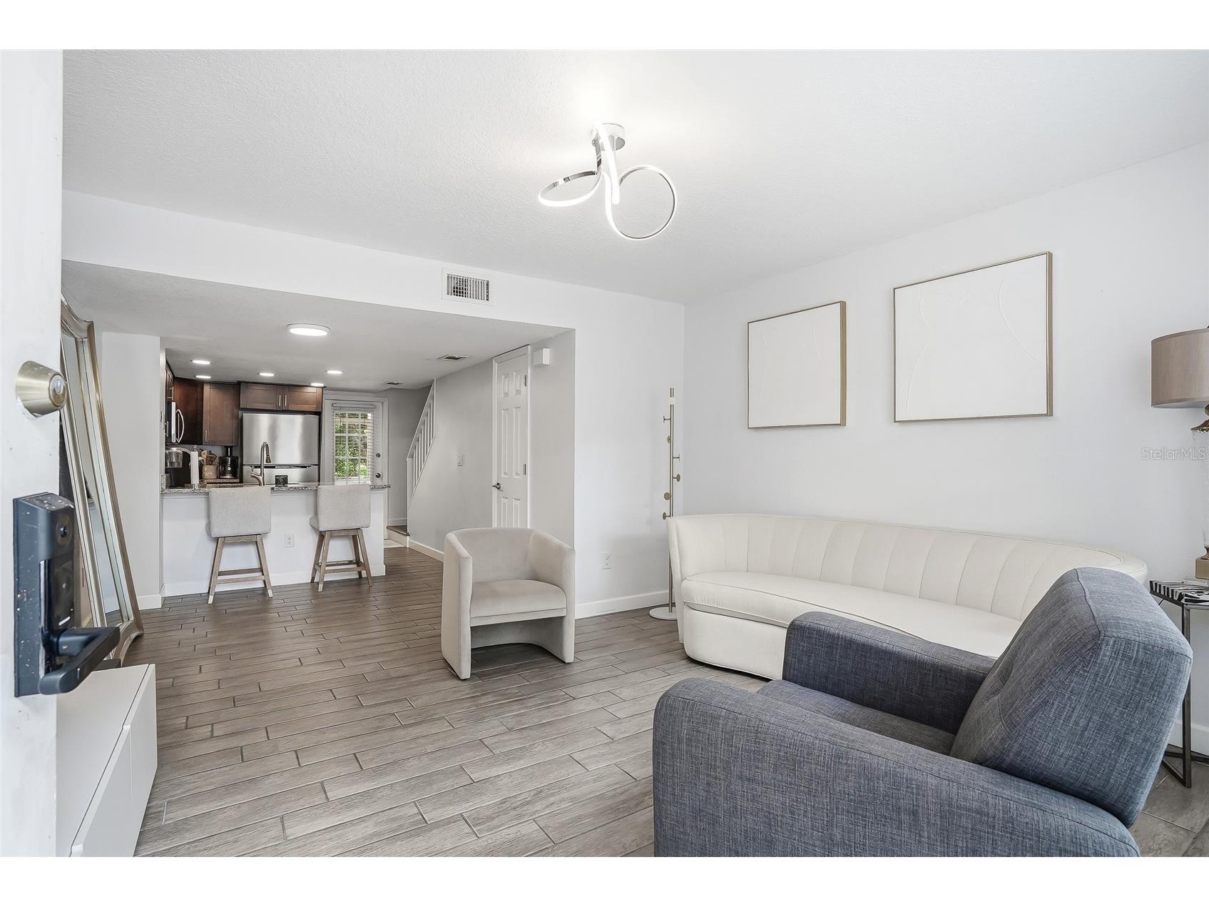 2209 Fletchers Point Circle Tampa FL 33613 TB8518954 image8