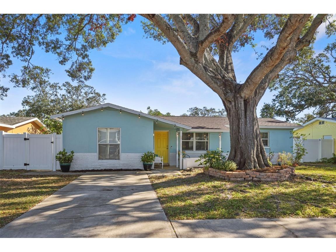 2209 Gladys Street Largo FL 33774 TB8334055 image1