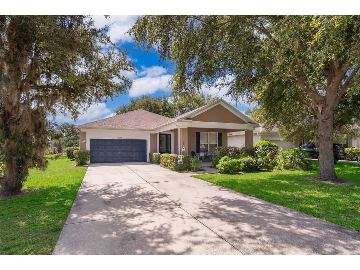 2209 Granger Avenue Kissimmee FL 34746 O6323895 image1
