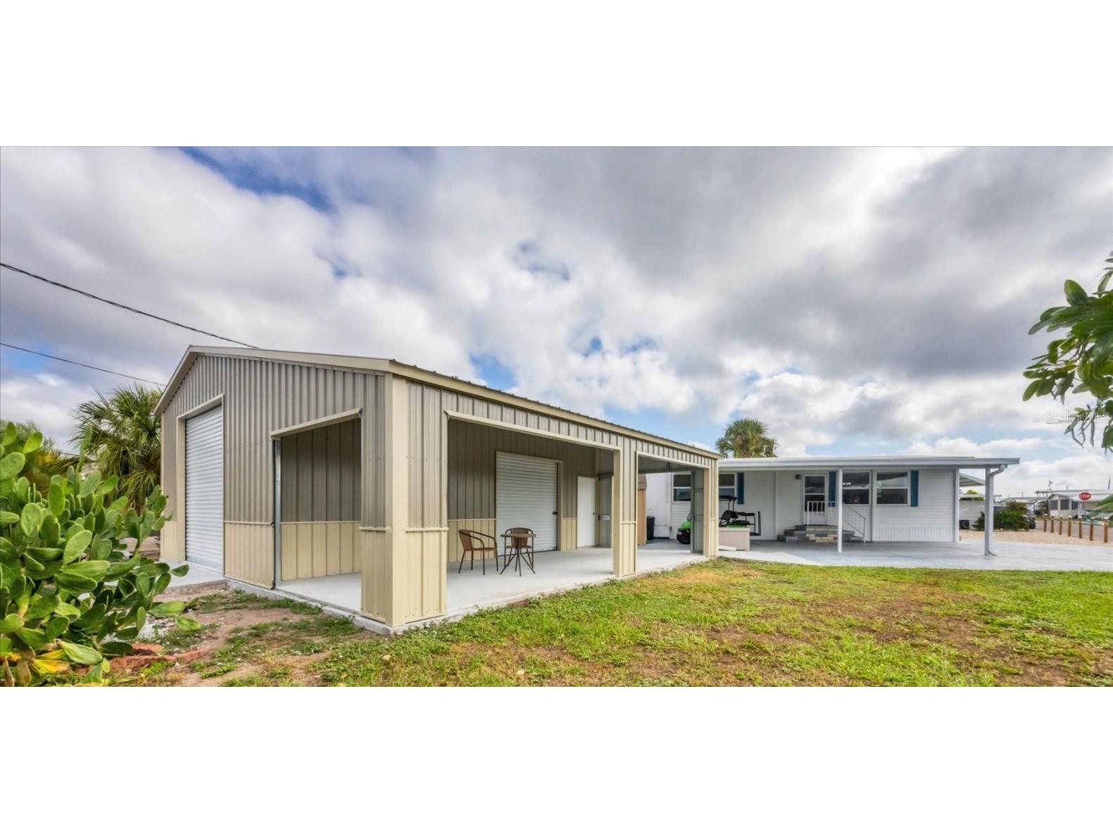 2209 Iowa Avenue Bradenton FL 34207 - SARASOTA BAY A4668040 image1