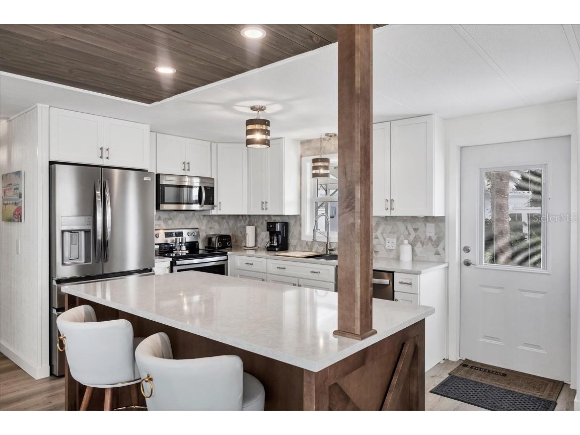 2209 Iowa Avenue Bradenton FL 34207 - SARASOTA BAY A4668040 image11