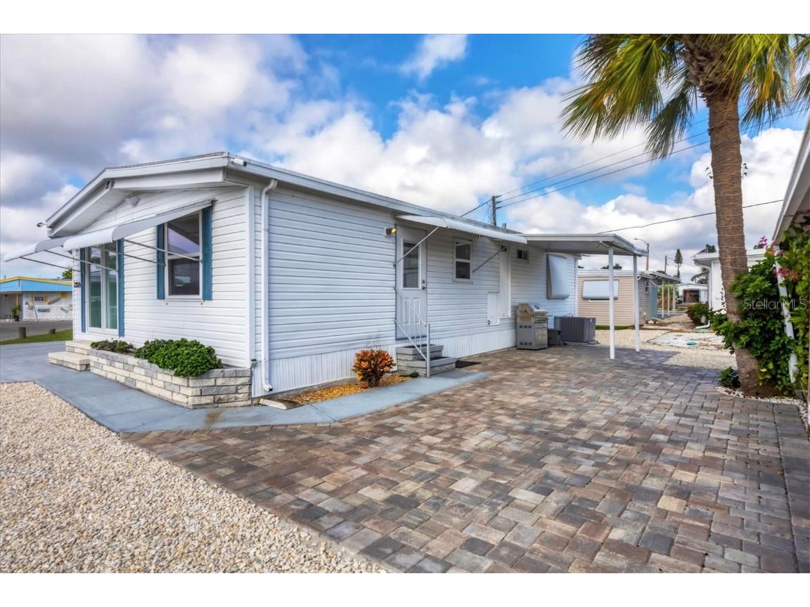 2209 Iowa Avenue Bradenton FL 34207 - SARASOTA BAY A4668040 image25