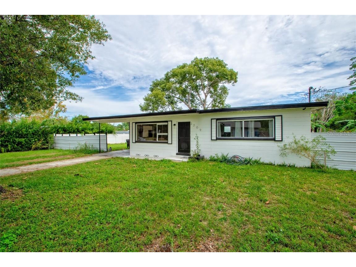 2209 Murdock Boulevard Orlando FL 32817 O6162230 image1