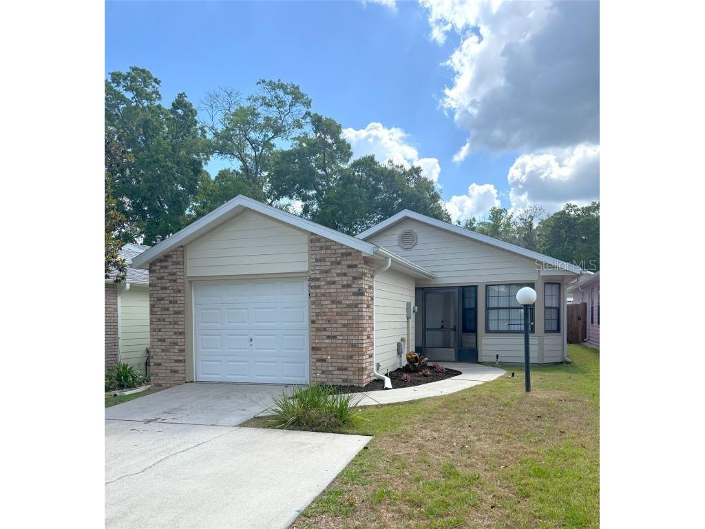 2209 NE 40th Avenue Ocala FL 34470 OM701653 image1