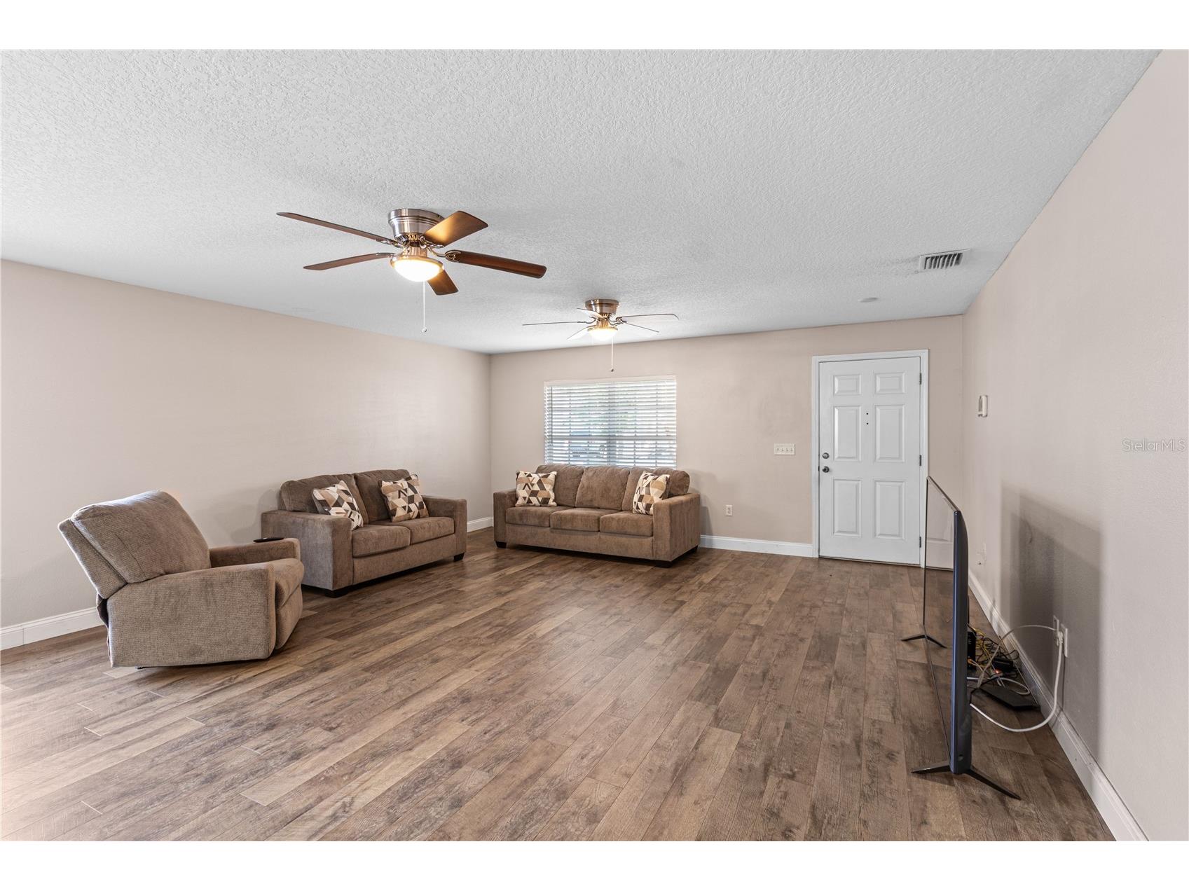 2209 Pleasure Run Drive Ruskin FL 33570 TB8497283 image9