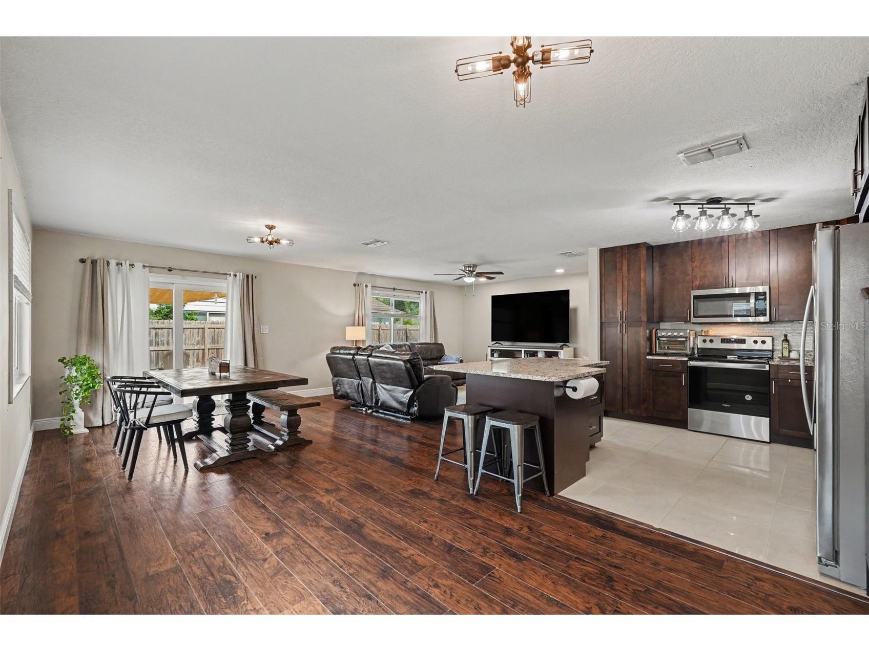 2209 Sherbrook Drive Valrico FL 33594 TB8505806 image11