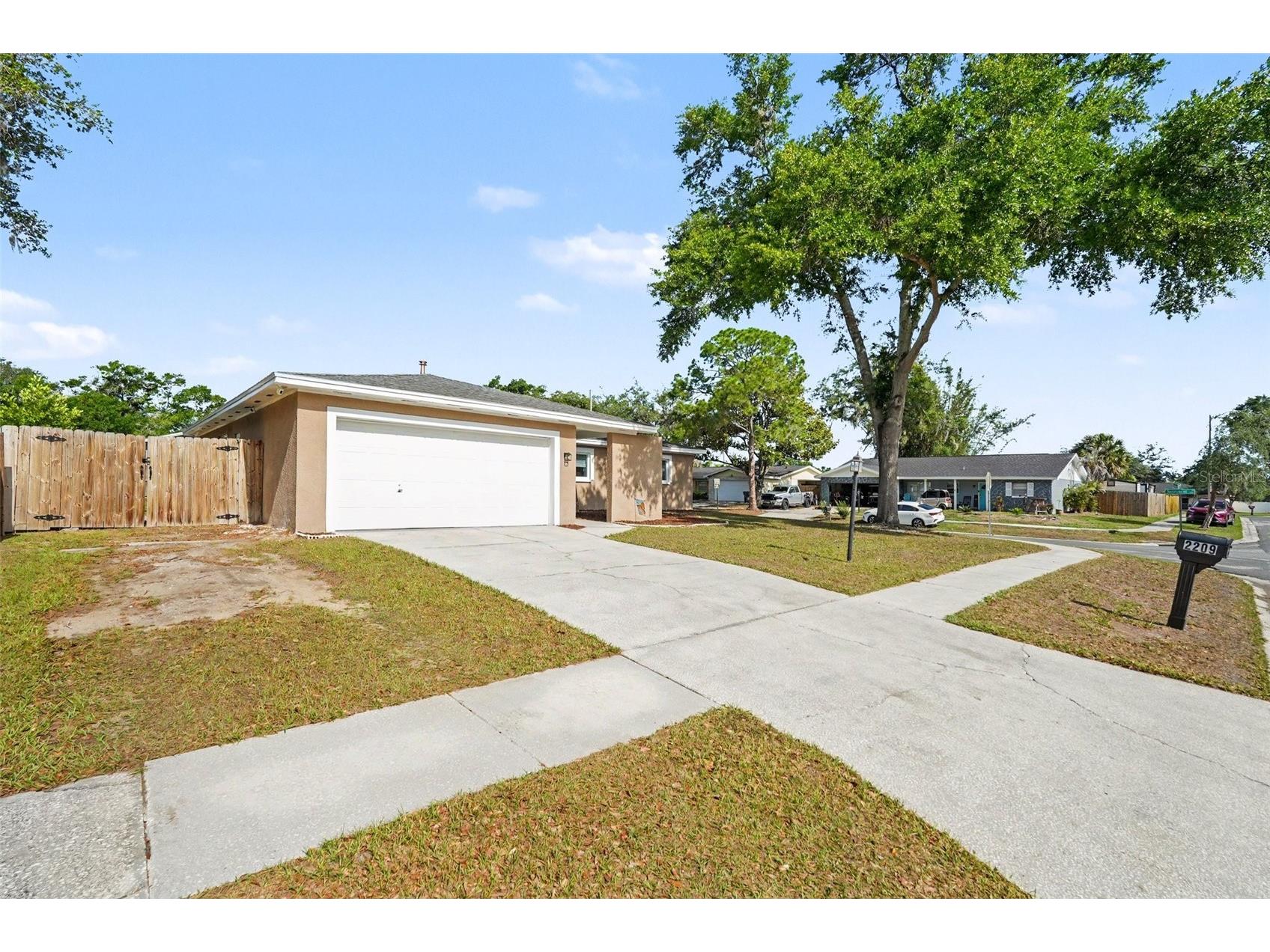 2209 Sherbrook Drive Valrico FL 33594 TB8505806 image2