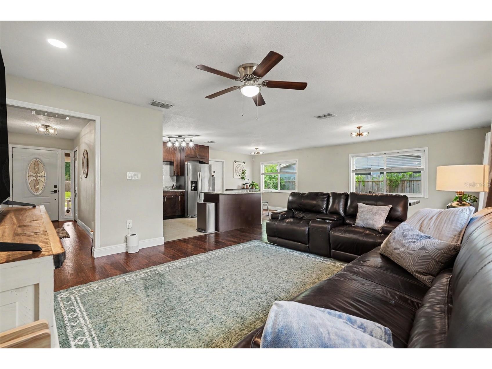 2209 Sherbrook Drive Valrico FL 33594 TB8505806 image9