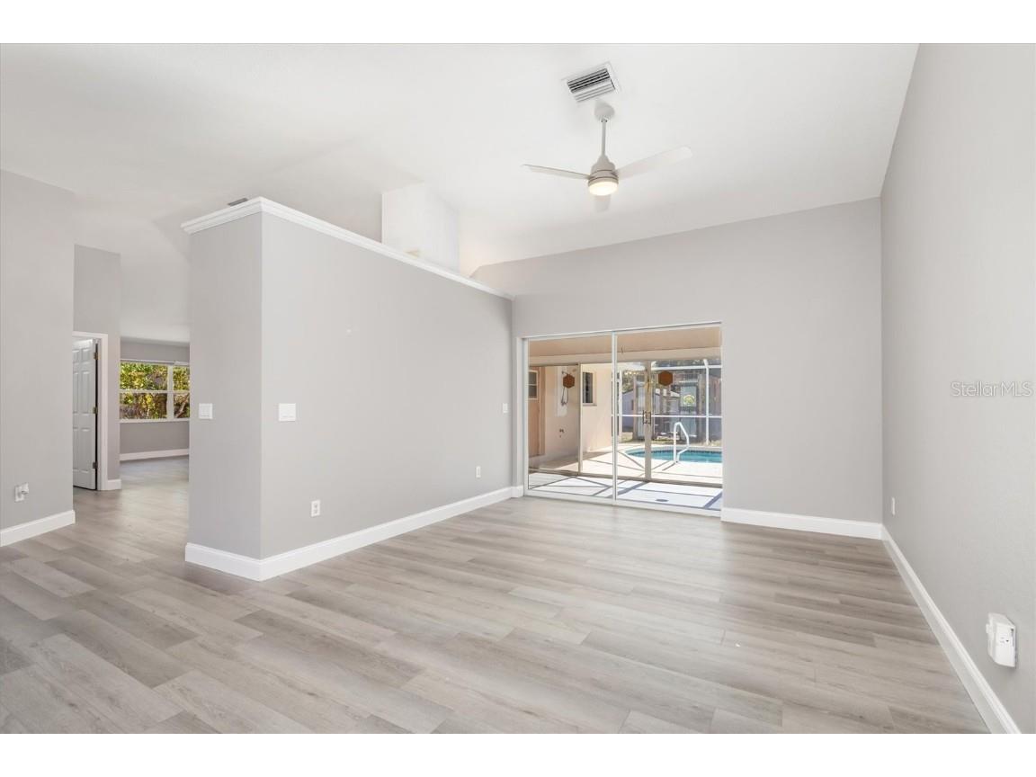 2209 Tropicaire Boulevard North Port FL 34286 C7517436 image8