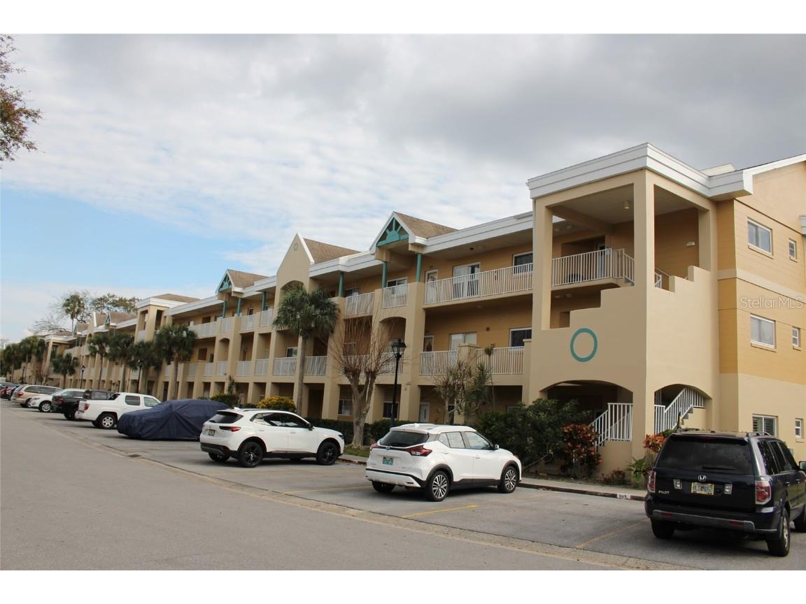 2209 Utopian Drive E #305 Clearwater FL 33763 U8231016 image1