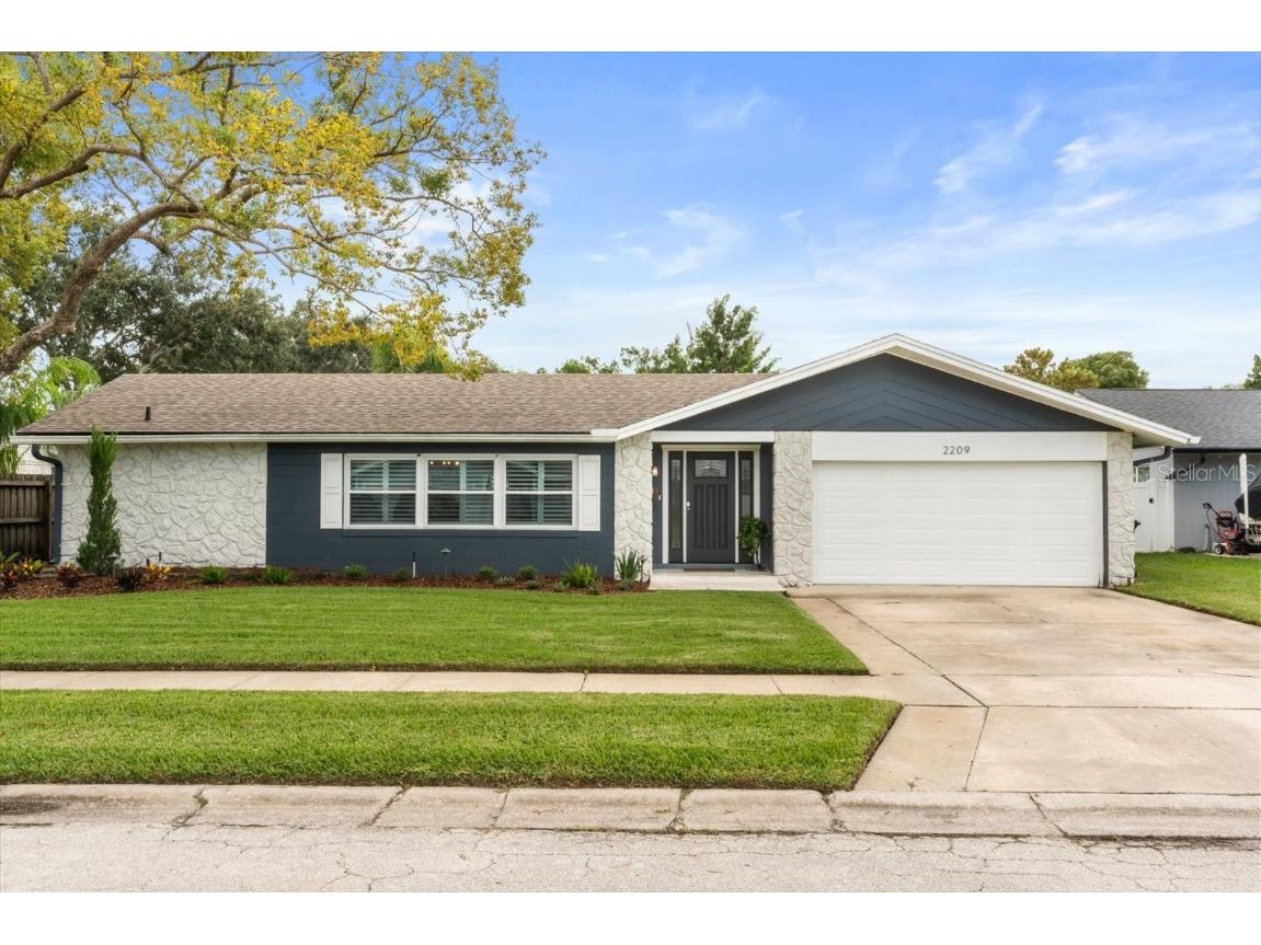 2209 Winnebago Trail Fern Park FL 32730 O6339889 image1