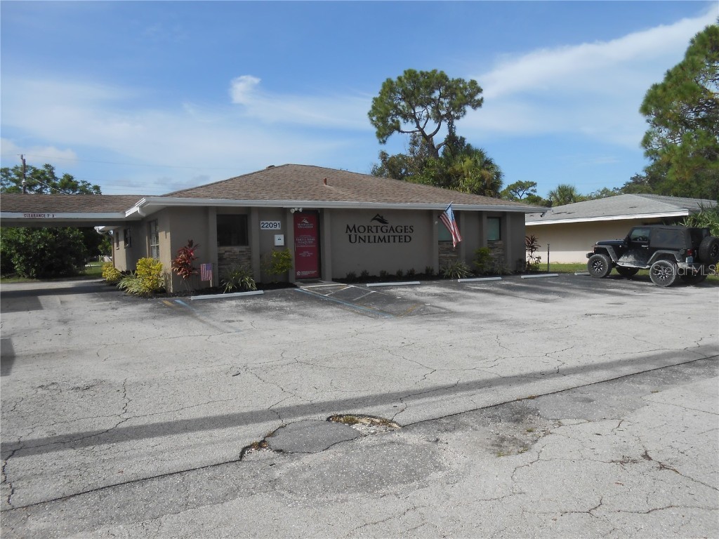 22091 Elmira Boulevard Port Charlotte FL 33952 C7464496 image1