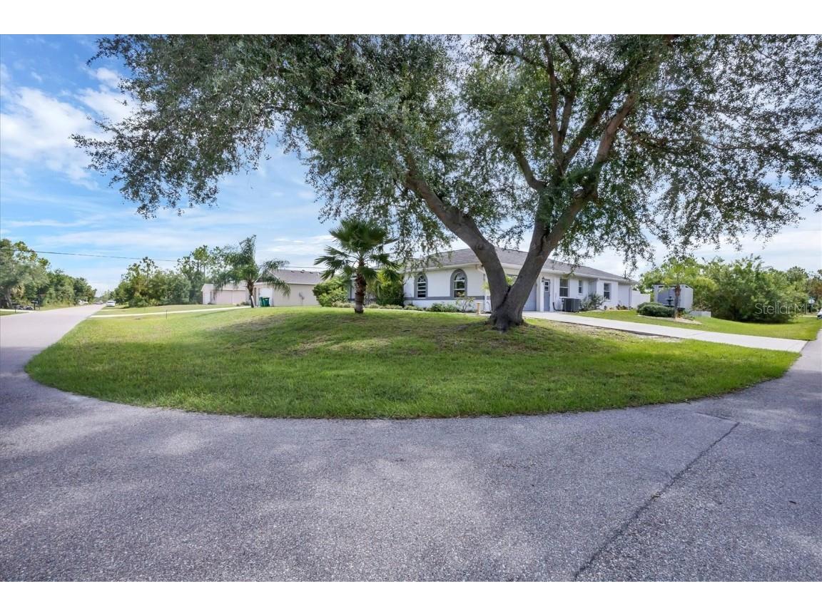 22098 Bingham Avenue Port Charlotte FL 33954 C7494035 image1