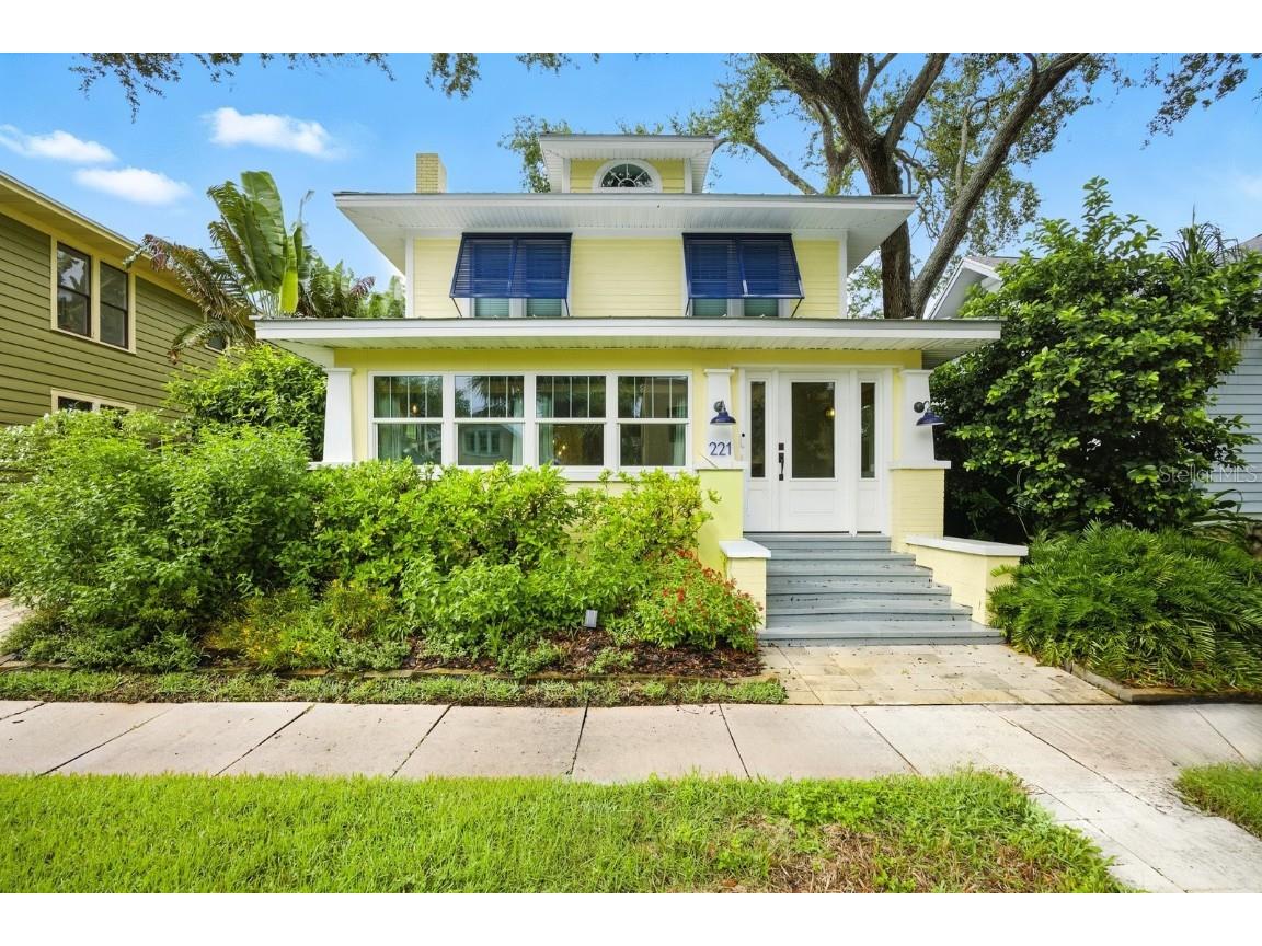 221 13th Avenue NE Saint Petersburg FL 33701 TB8411132 image1