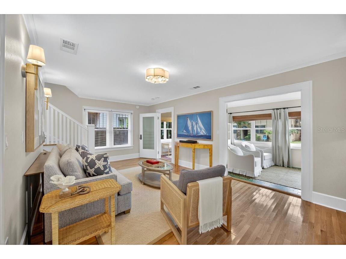 221 13th Avenue NE Saint Petersburg FL 33701 TB8411132 image11