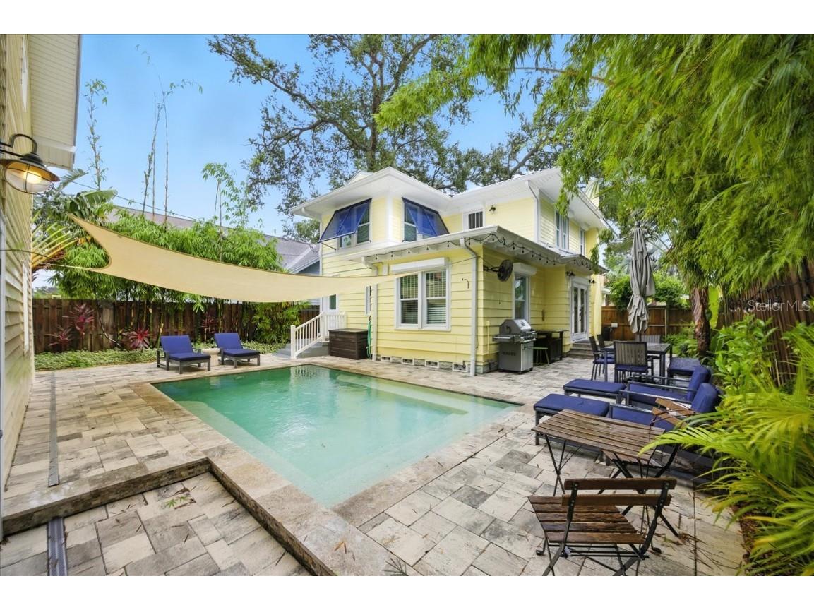 221 13th Avenue NE Saint Petersburg FL 33701 TB8411132 image2