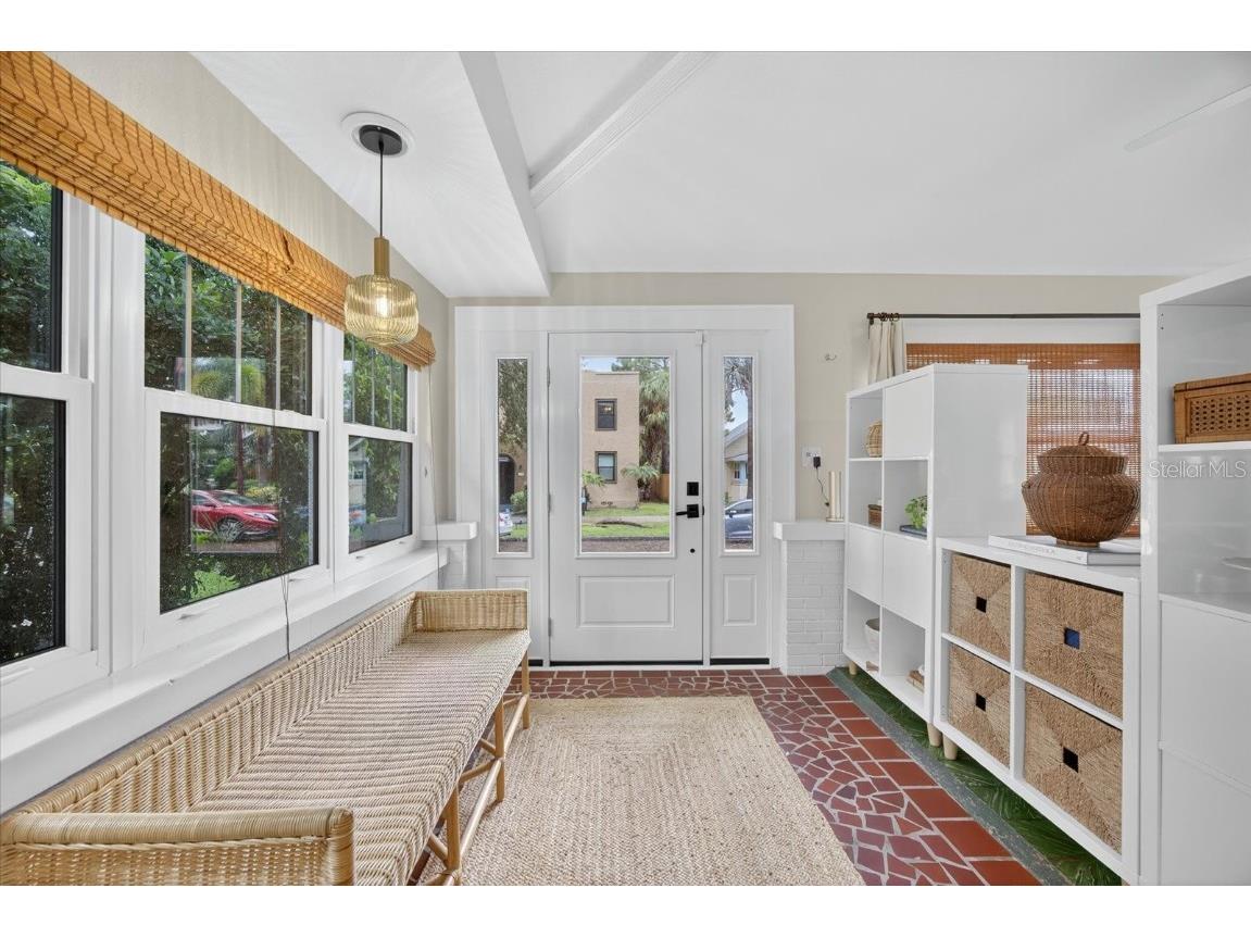 221 13th Avenue NE Saint Petersburg FL 33701 TB8411132 image3