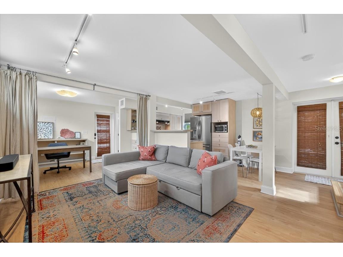 221 13th Avenue NE Saint Petersburg FL 33701 TB8411132 image34