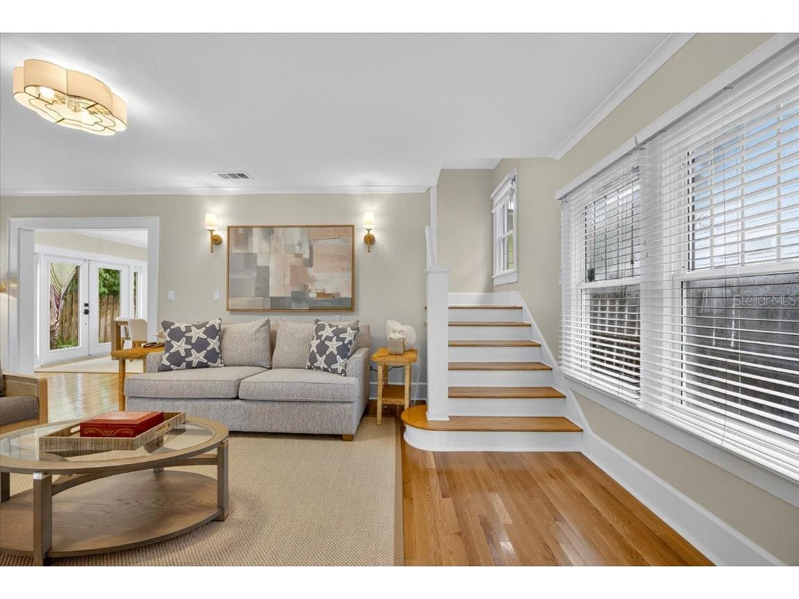 221 13th Avenue NE Saint Petersburg FL 33701 TB8411132 image7