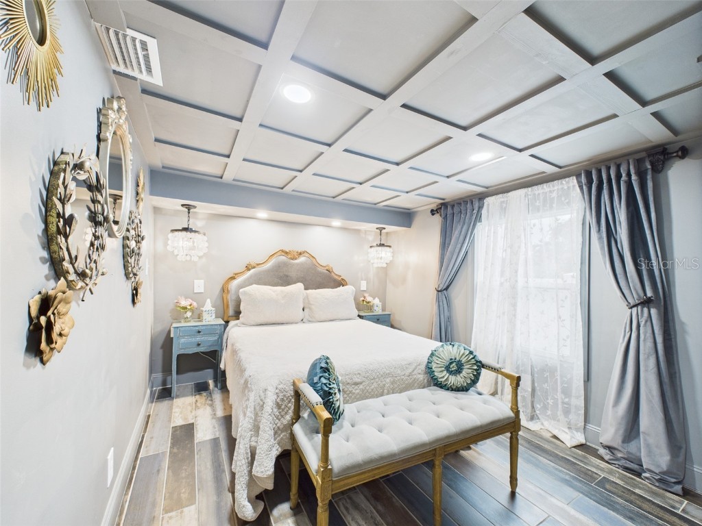 221 1st Street Davenport FL 33837 P4935604 image28