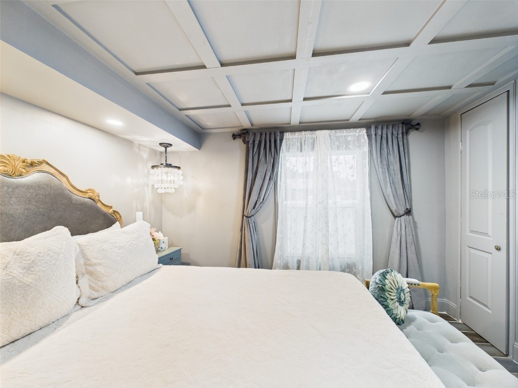 221 1st Street Davenport FL 33837 P4935604 image30