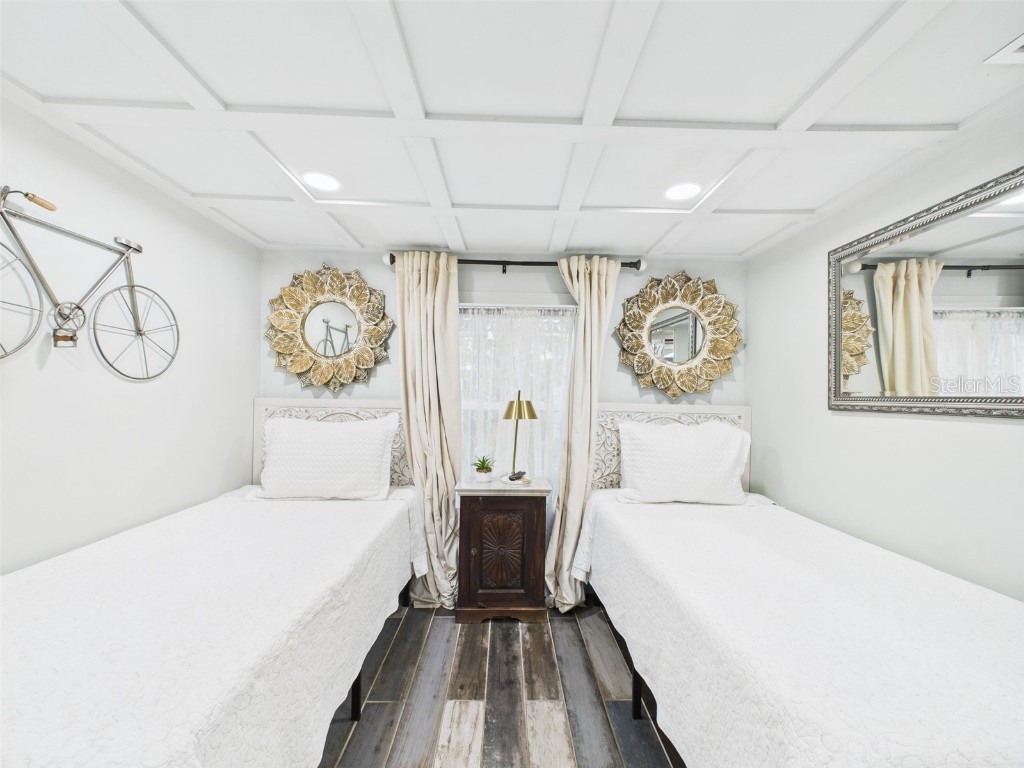 221 1st Street Davenport FL 33837 P4935604 image33