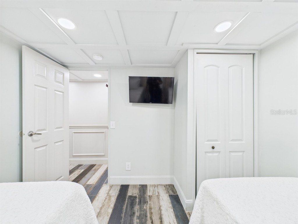 221 1st Street Davenport FL 33837 P4935604 image34