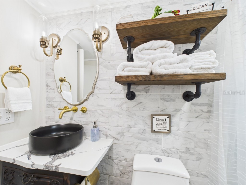 221 1st Street Davenport FL 33837 P4935604 image36