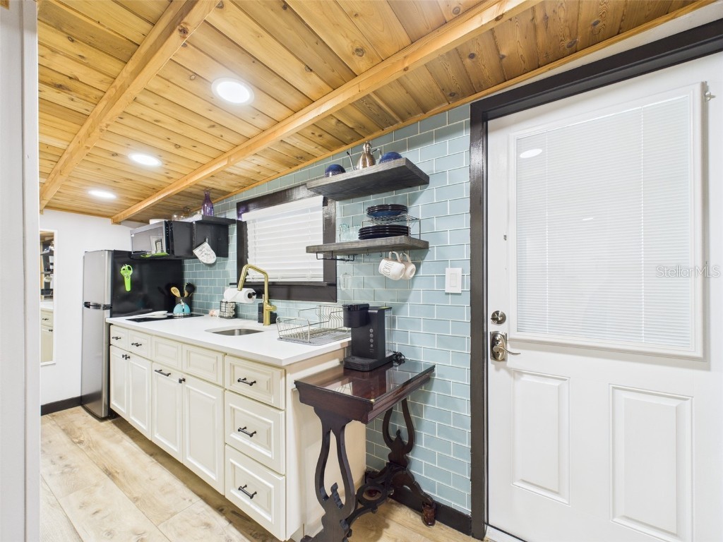 221 1st Street Davenport FL 33837 P4935604 image39