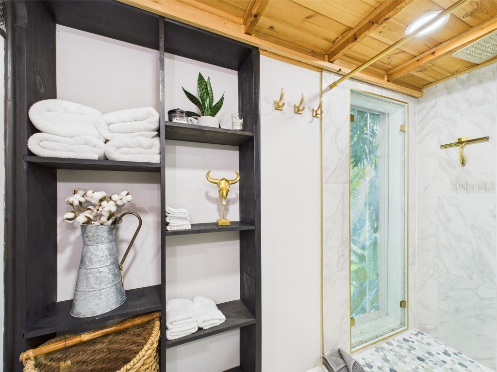 221 1st Street Davenport FL 33837 P4935604 image44