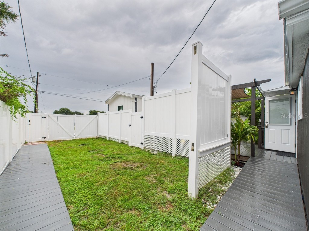 221 1st Street Davenport FL 33837 P4935604 image79