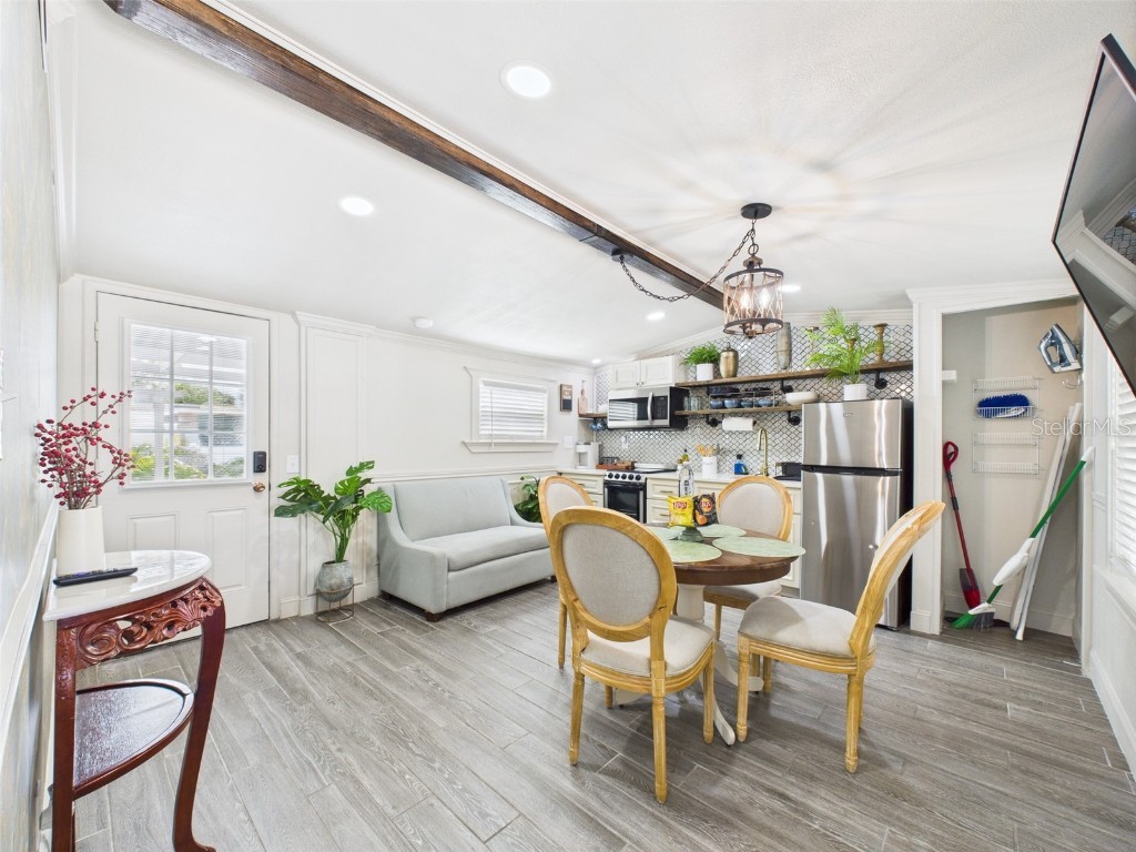 221 1st Street Davenport FL 33837 P4935604 image8