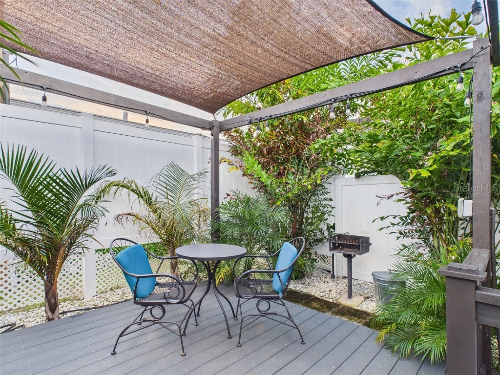 221 1st Street Davenport FL 33837 P4935604 image88