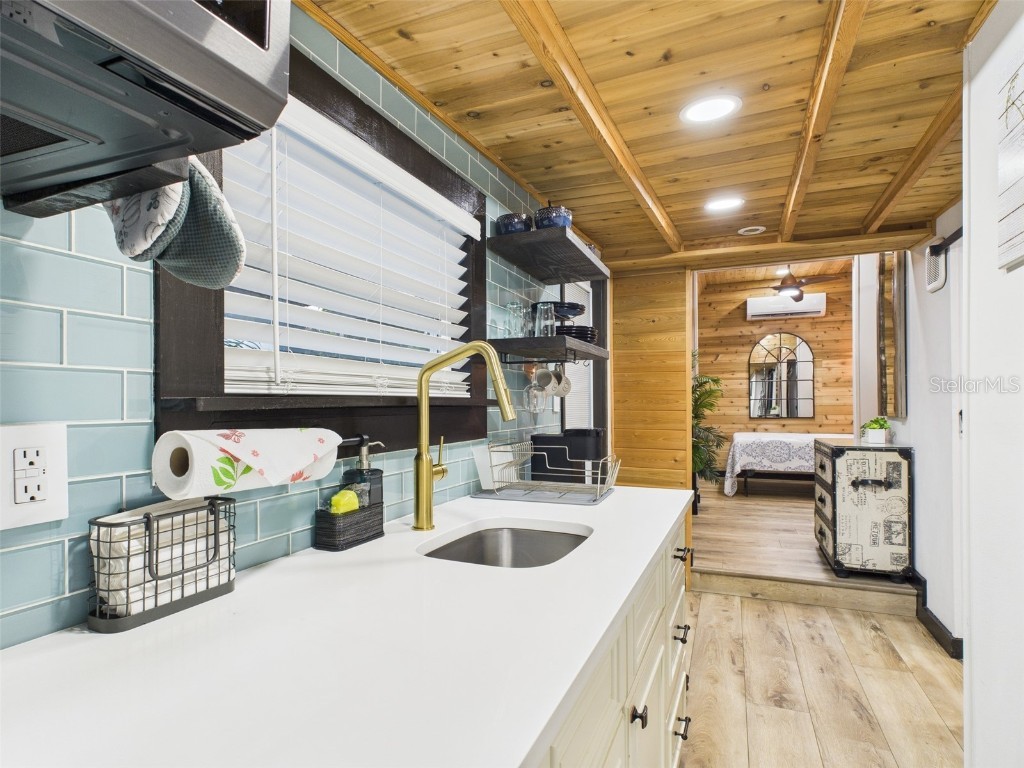 221 1st Street Davenport FL 33837 P4935604 image94