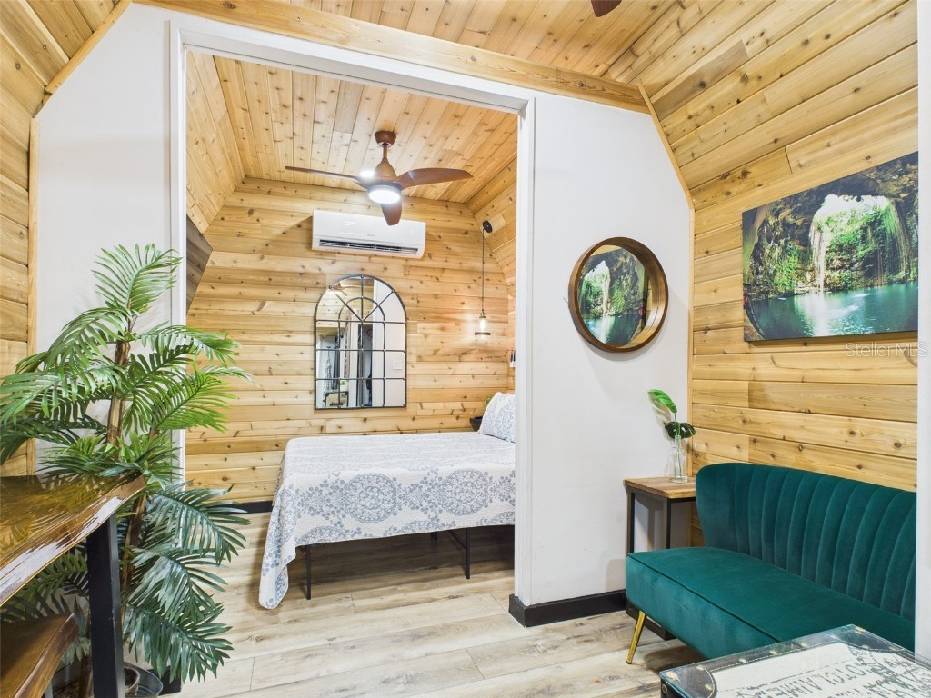 221 1st Street Davenport FL 33837 P4935604 image95