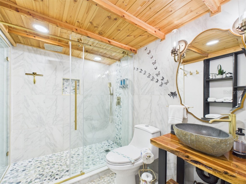 221 1st Street Davenport FL 33837 P4935604 image96