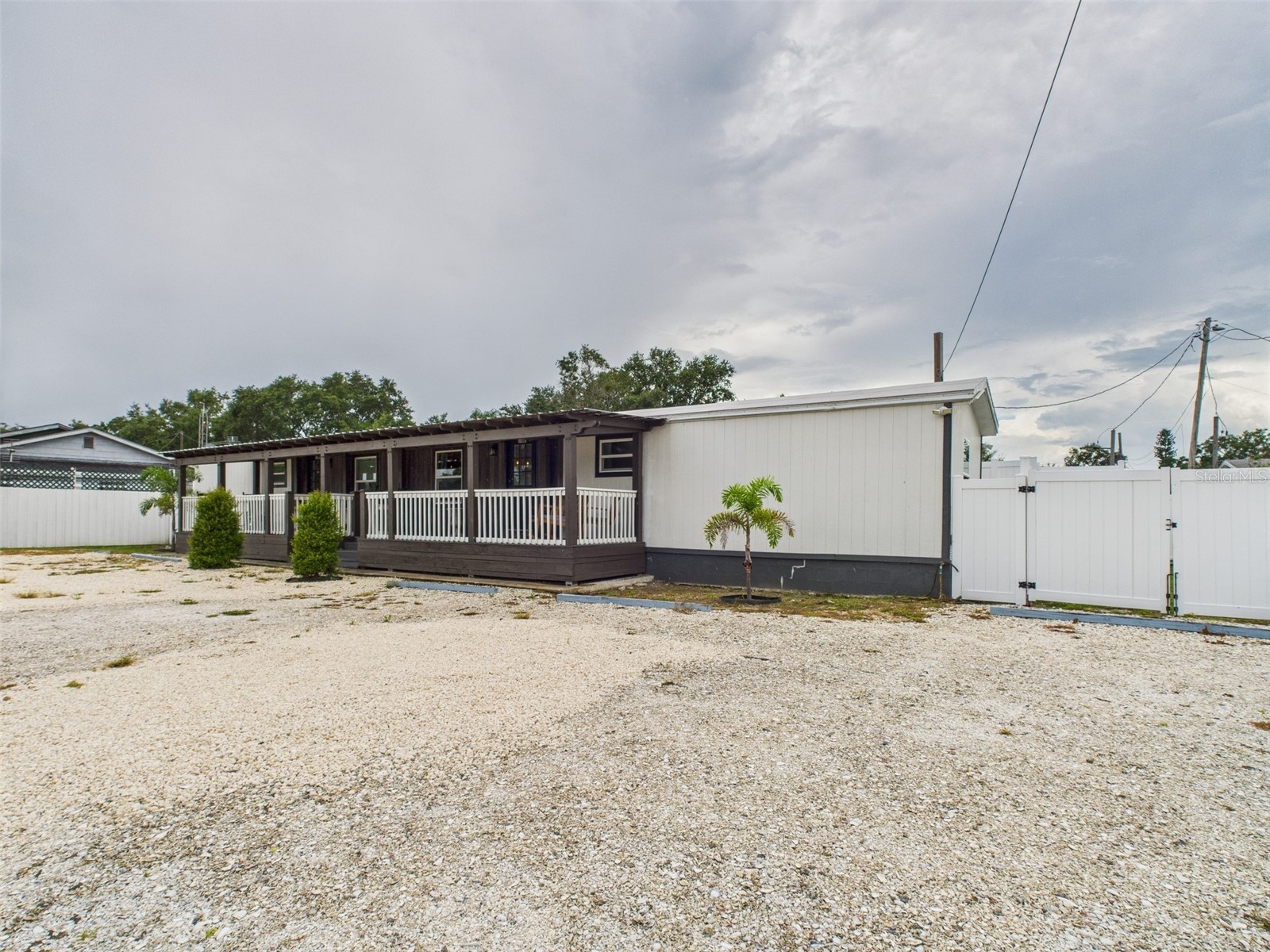 221 1st Street Davenport FL 33837 P4938304 image18