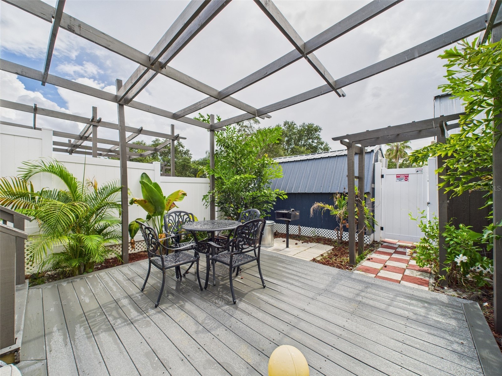 221 1st Street Davenport FL 33837 P4938304 image30