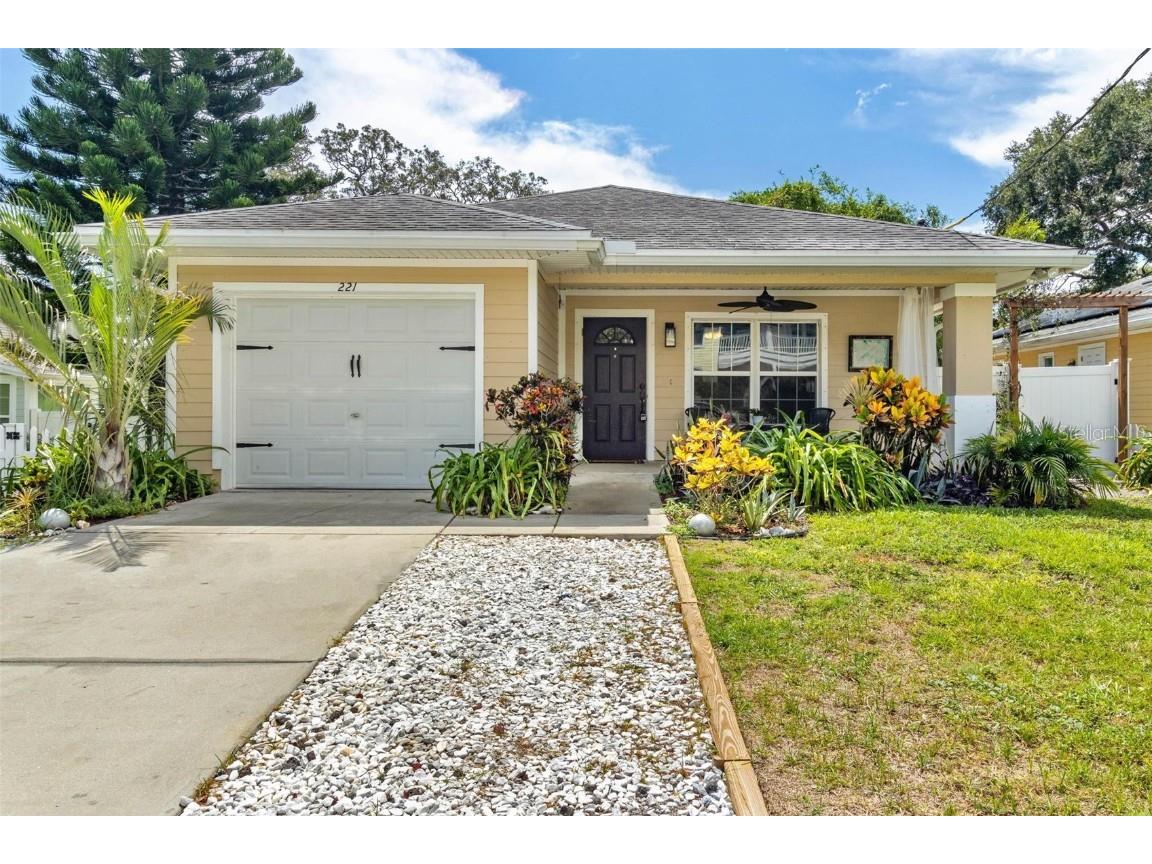 221 2nd Avenue SW Largo FL 33770 U8212885 image1