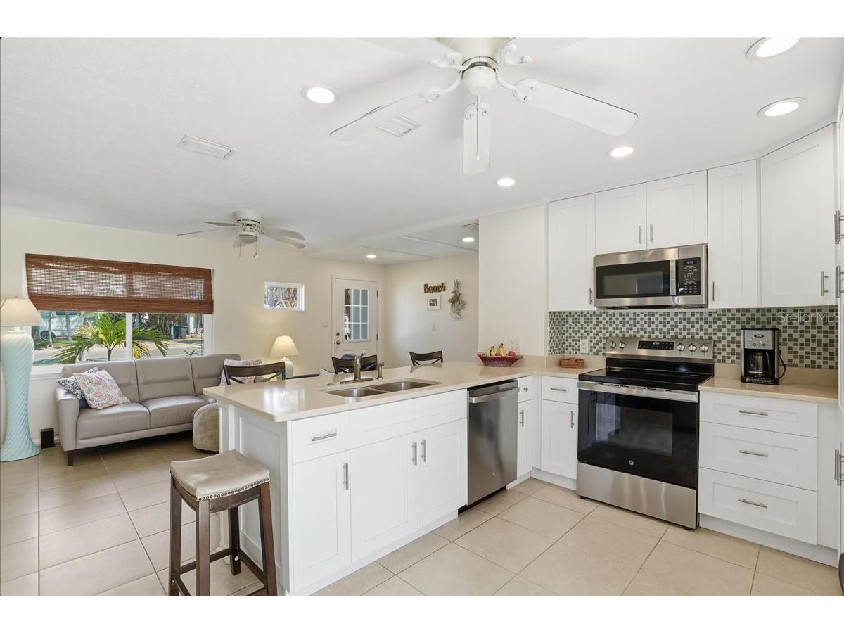 221 41st Avenue Saint Pete Beach FL 33706 TB8490536 image2