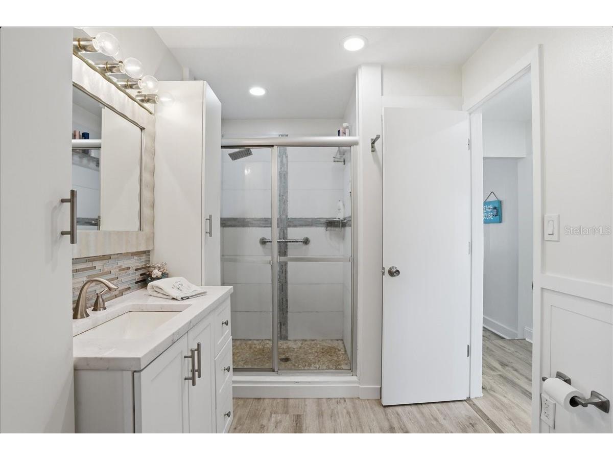 221 41st Avenue Saint Pete Beach FL 33706 TB8490536 image32