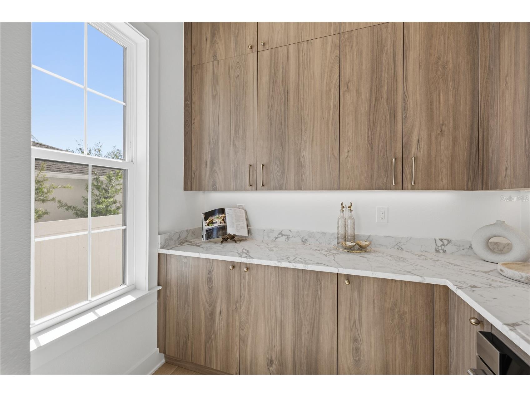 221 43rd Avenue N Saint Petersburg FL 33703 TB8500915 image16
